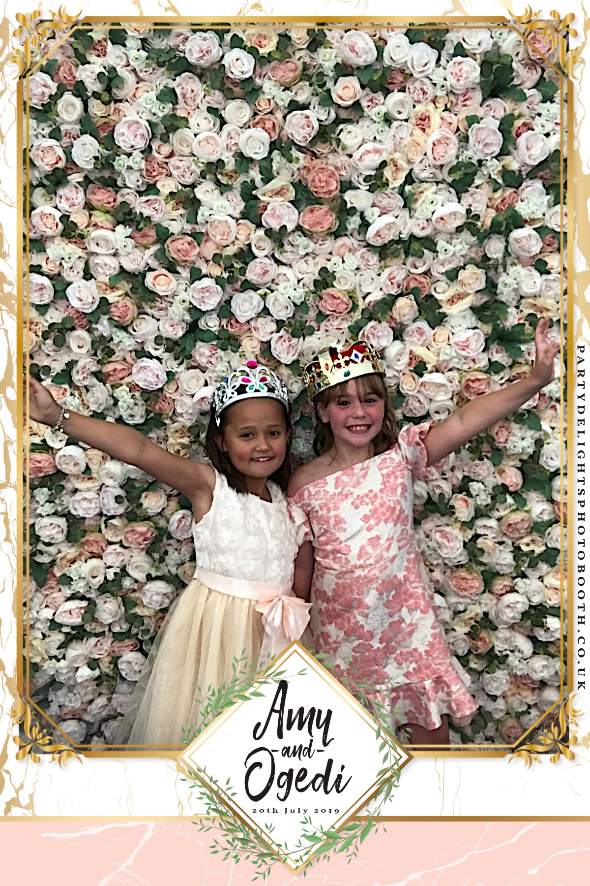 Ogedi and Amy’s Wedding - Prints | View more photos from the event at gallery.partydelightsphotobooth.co.uk/u/PartyDelightsPhotoBooth/Ogedi-and-Amy’s-Wedding-Prints-0